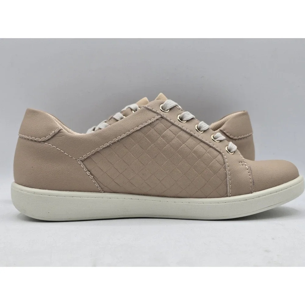 Trotters‎ Adore T2117-112 Womens Beige Leather Lifestyle Sneakers Shoes 7 M